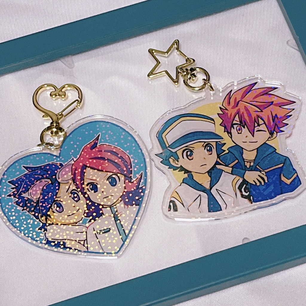 ヒビキ+シルバー アクリルキーホルダー