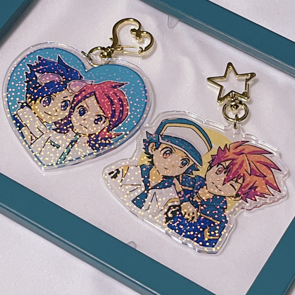 ヒビキ+シルバー アクリルキーホルダー