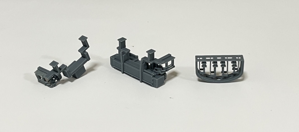 HO Tエボ東武6050用トイレタンク、車端配管パーツ