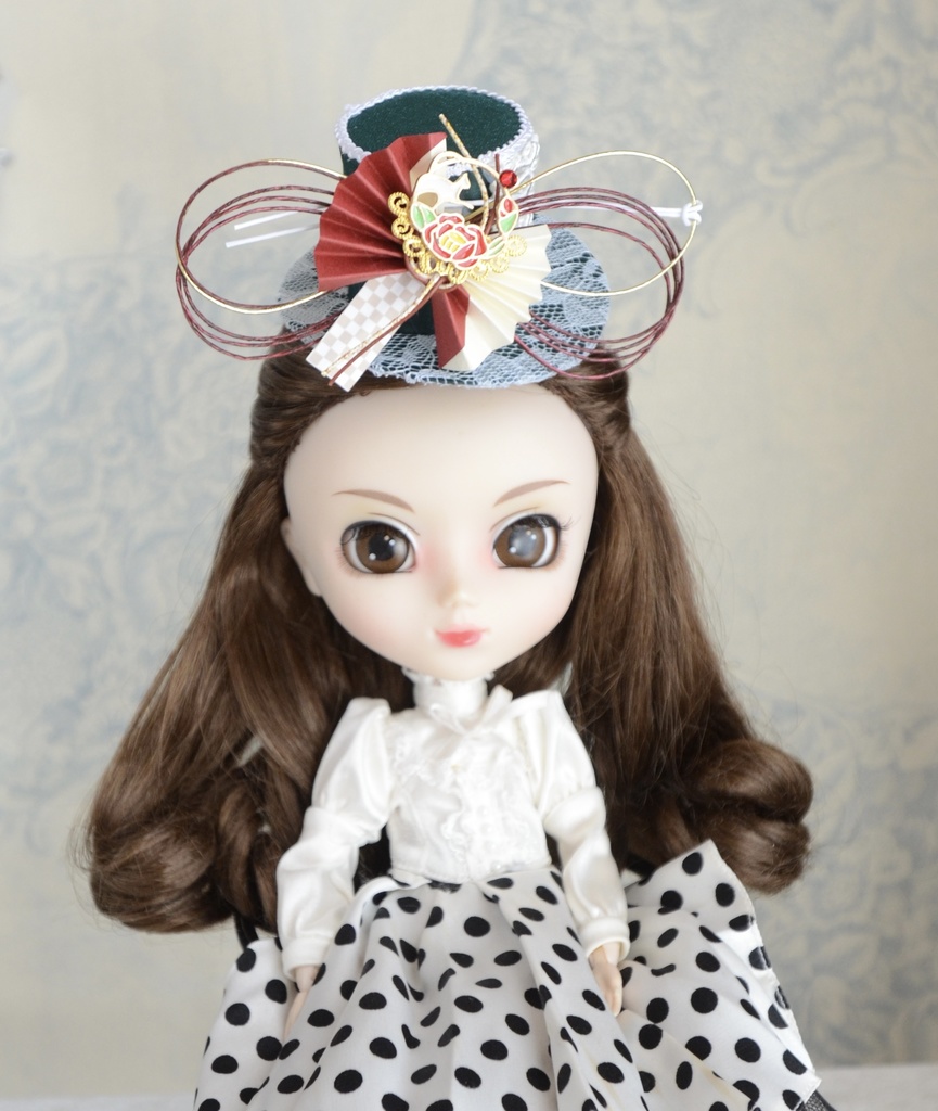 ミニハット(猫と寒椿)