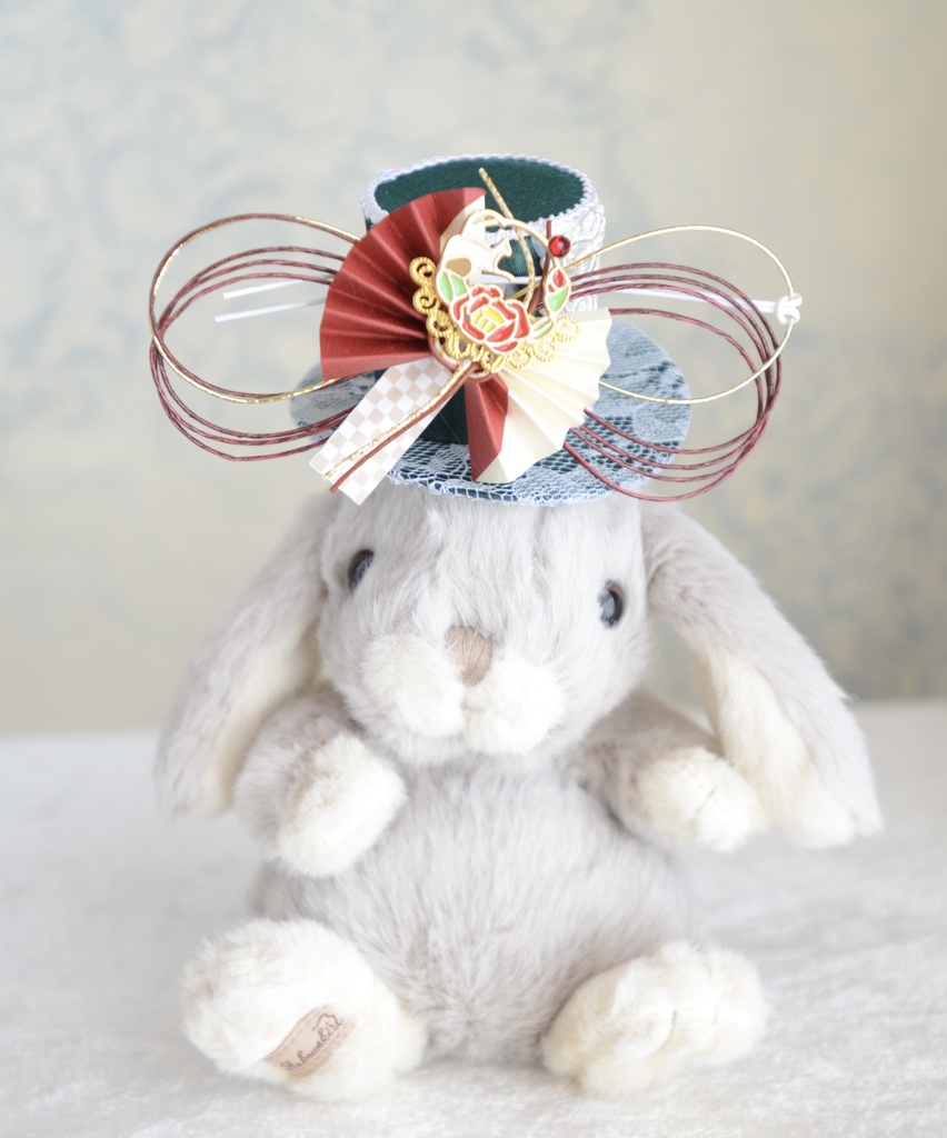 ミニハット(猫と寒椿)