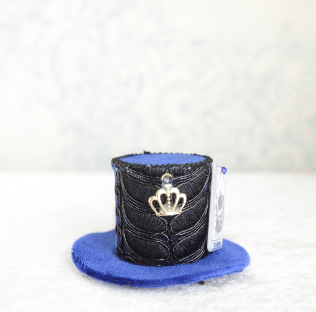 ミニハット（猫のタロットカード・皇帝）