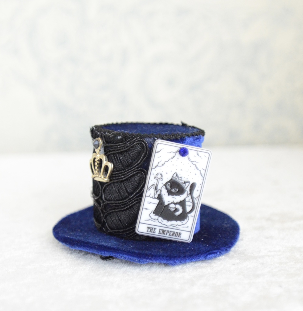 ミニハット(猫のタロットカード・皇帝)