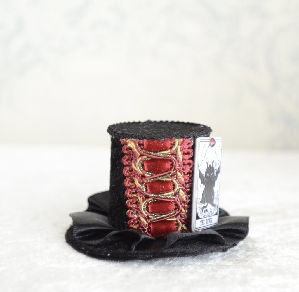 ミニハット（猫のタロットカード・悪魔）