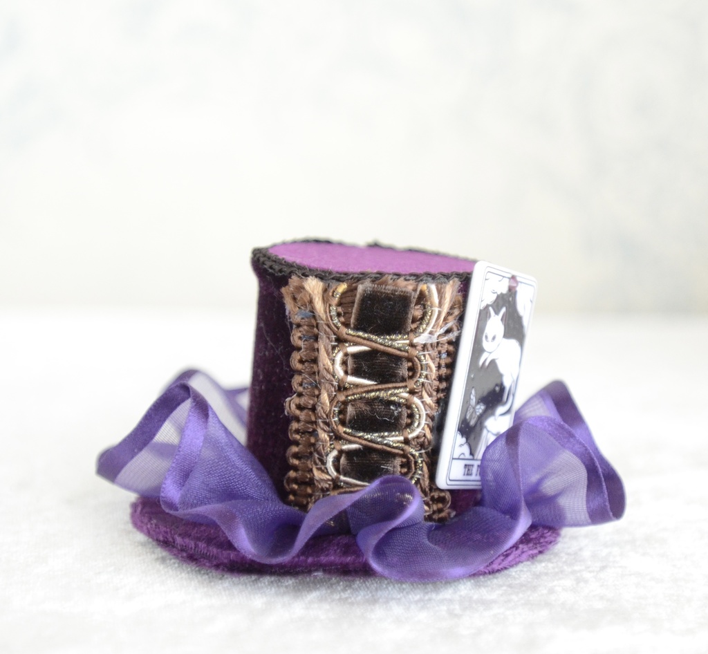 ミニハット（猫のタロットカード・愚者）