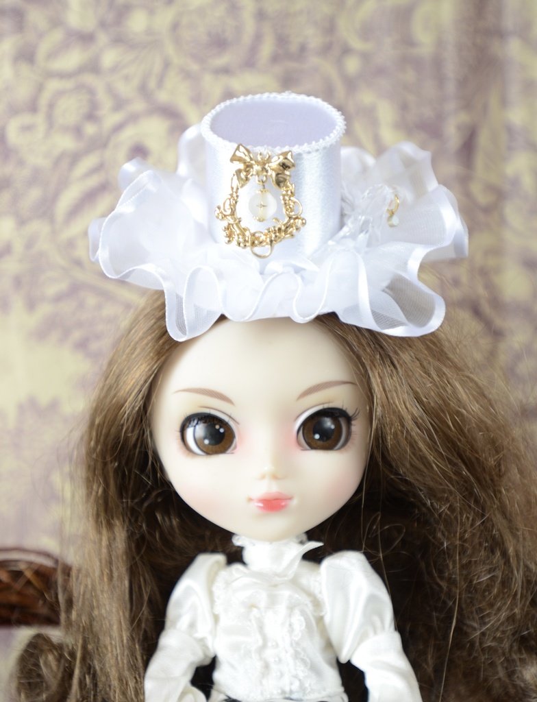 純白の季節(息を吹きかけてくもった窓)