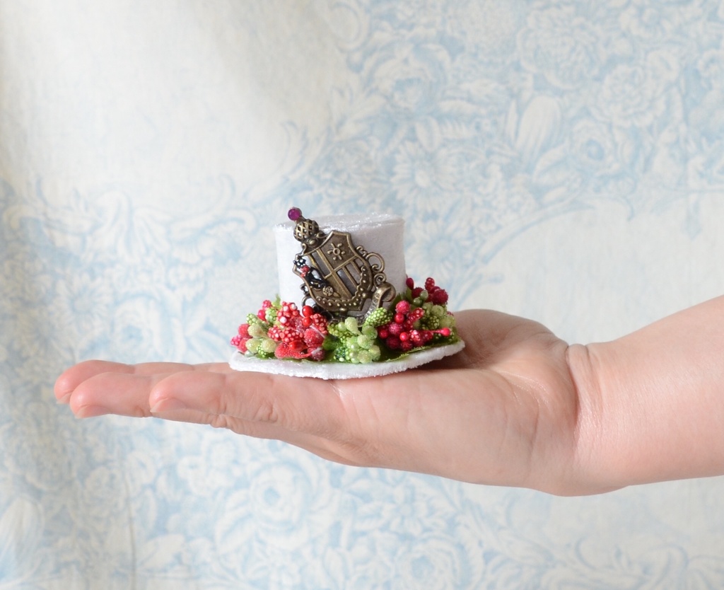 ミニハット(アンティークエンブレム・白緑)