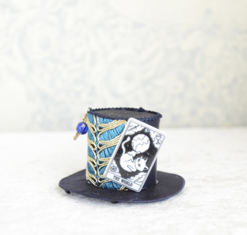 ミニハット(猫のタロットカード・世界)