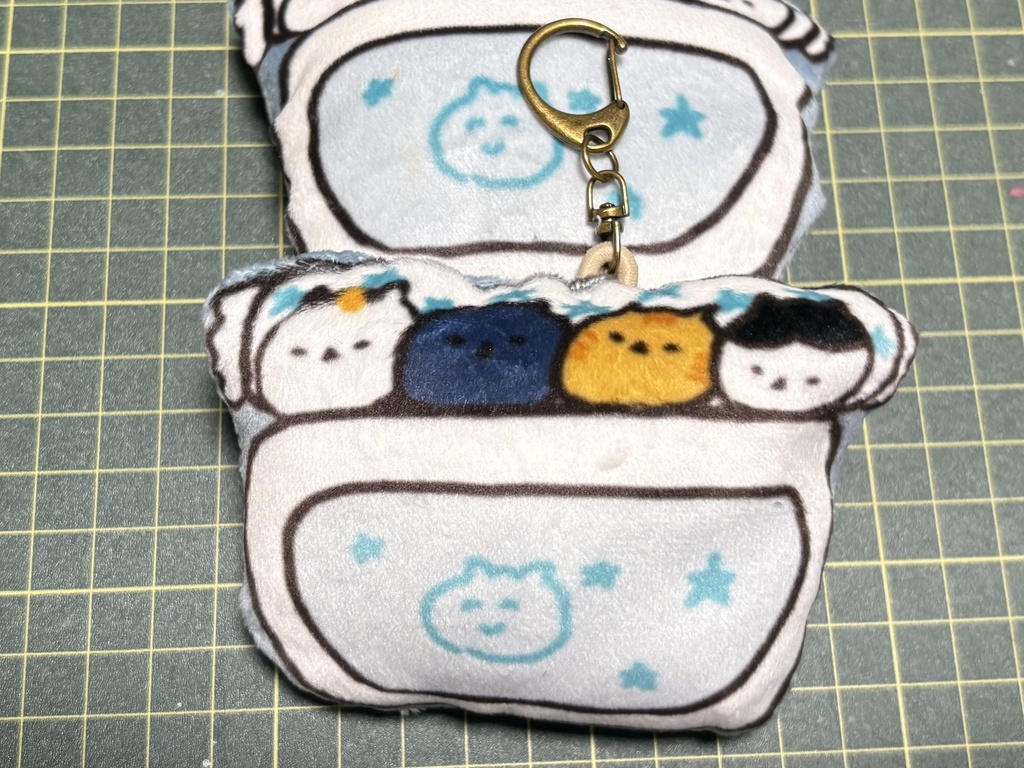 お布団マスコットキーホルダー
