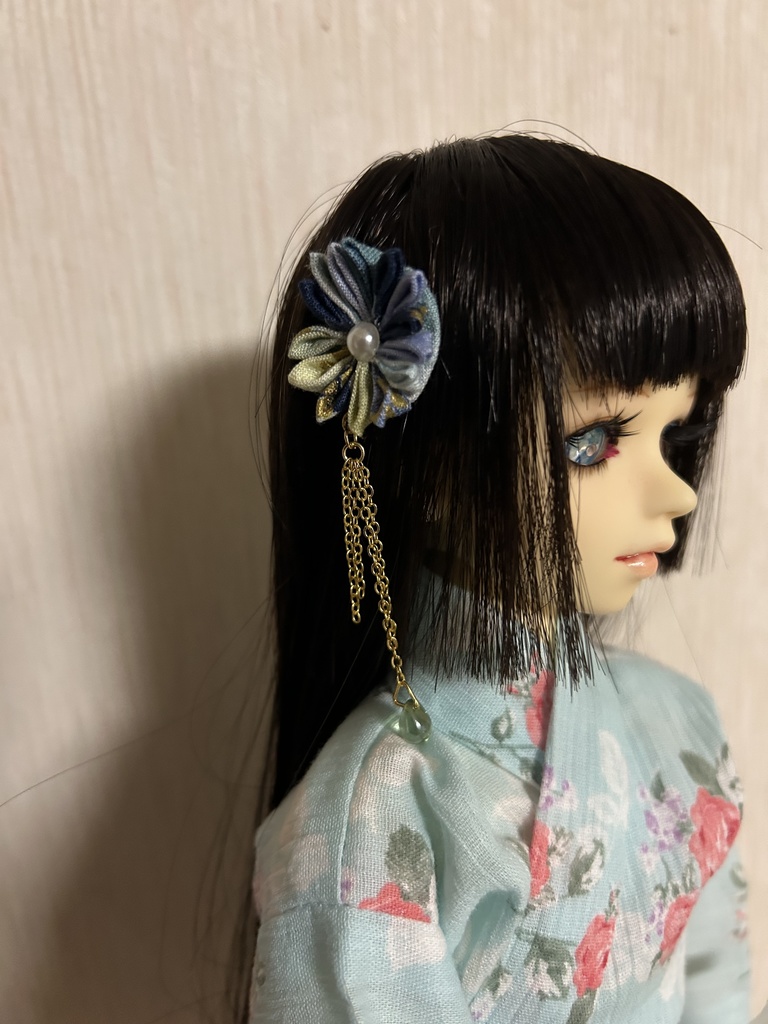 つまみ細工のヘアピン