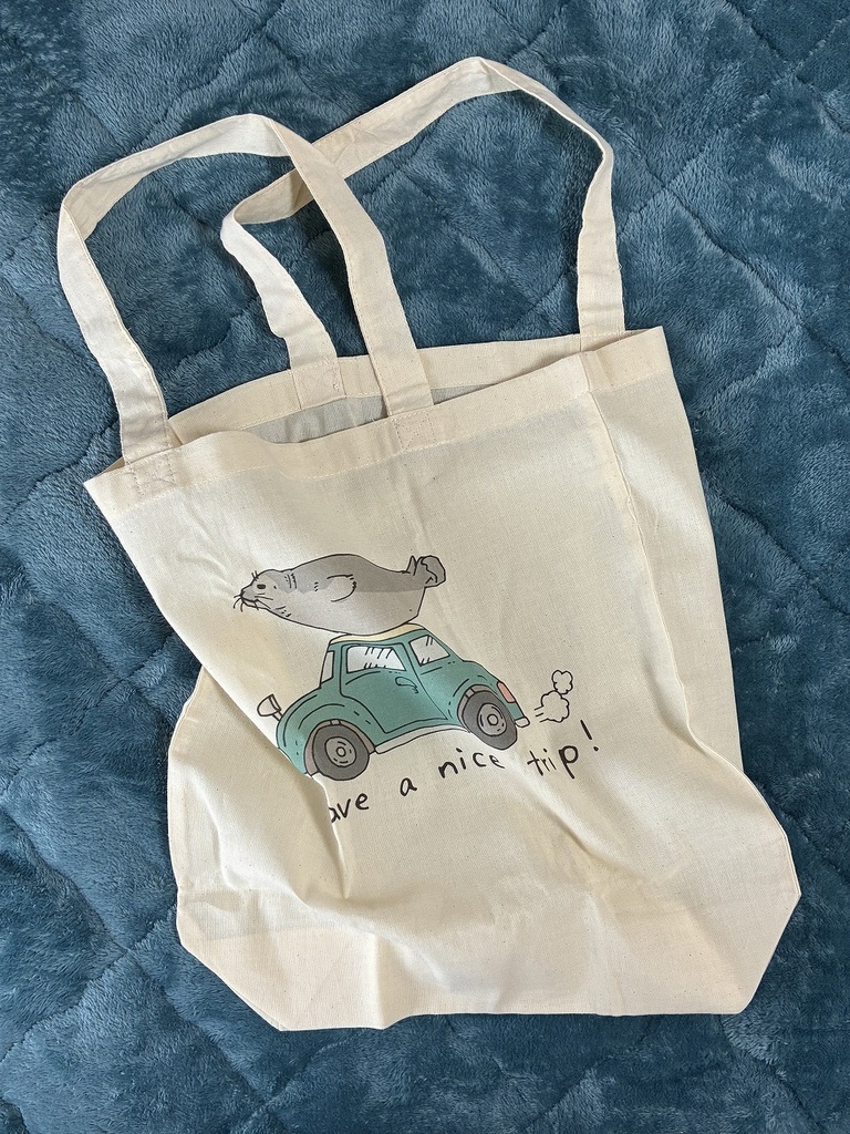 アザラシプリントトートバッグ クルマとアザラシ