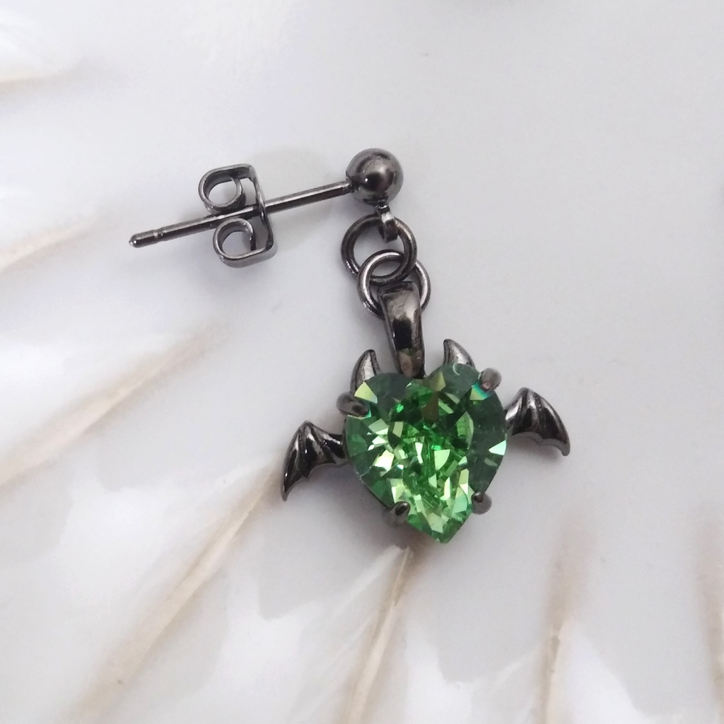 ディアソムニア寮イメージイヤリング・ピアス