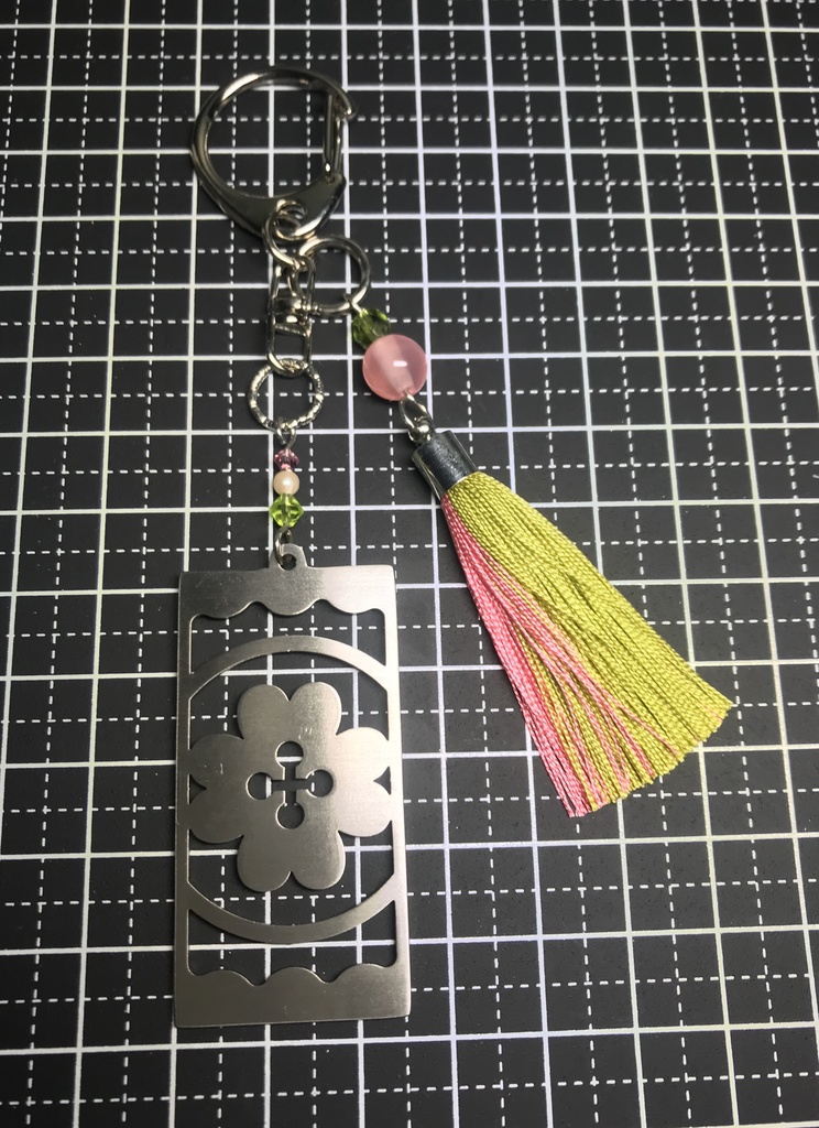 【甘露寺 蜜璃】 イメージキーホルダー ポストカード付き!