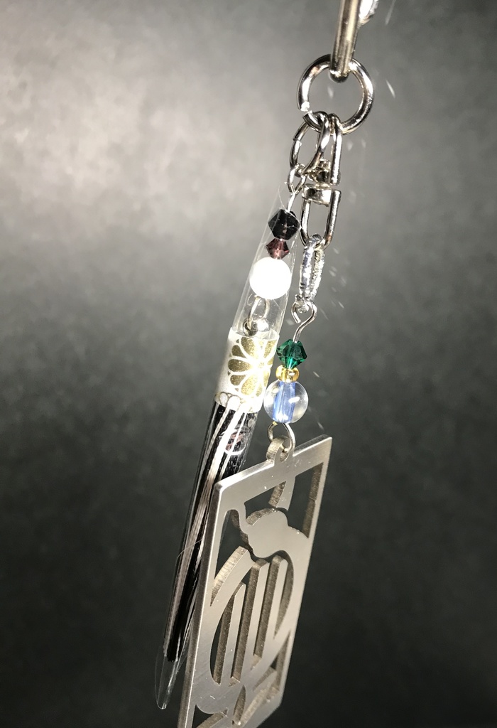 【伊黒 小芭内】 イメージキーホルダー ポストカード付き!