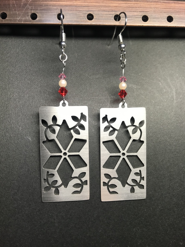 【竈門 禰豆子】 イメージピアスorイヤリング ポストカード付き!