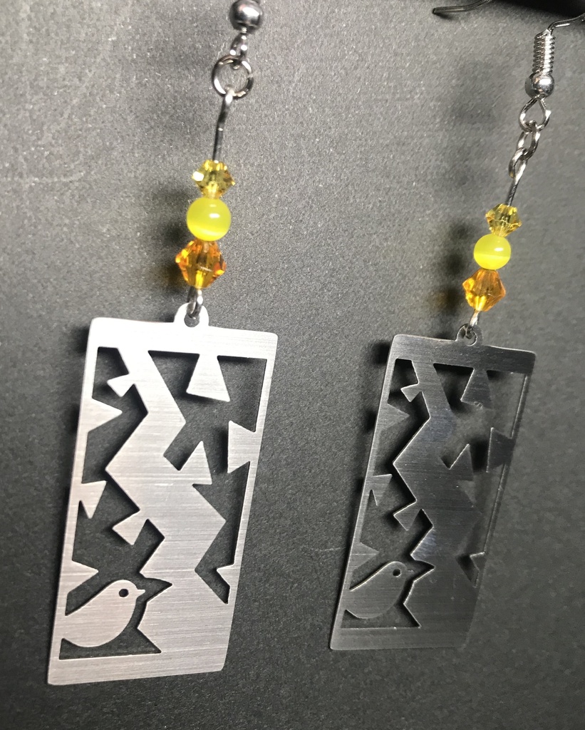 【我妻 善逸】イメージピアスorイヤリング ポストカード付き!