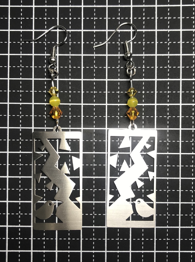 【我妻 善逸】イメージピアスorイヤリング ポストカード付き!