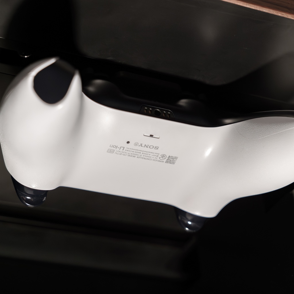 Mount for Dual Sense / Dual Shock 4