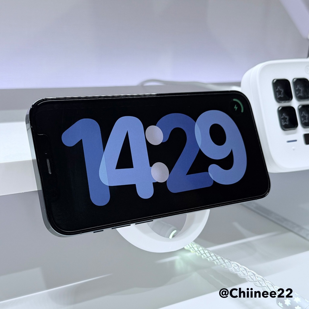 Mount for MagSafe Charger Ver.2 (一般デスク向け)