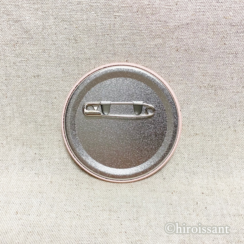 うさちゃんマン57mm缶バッジ