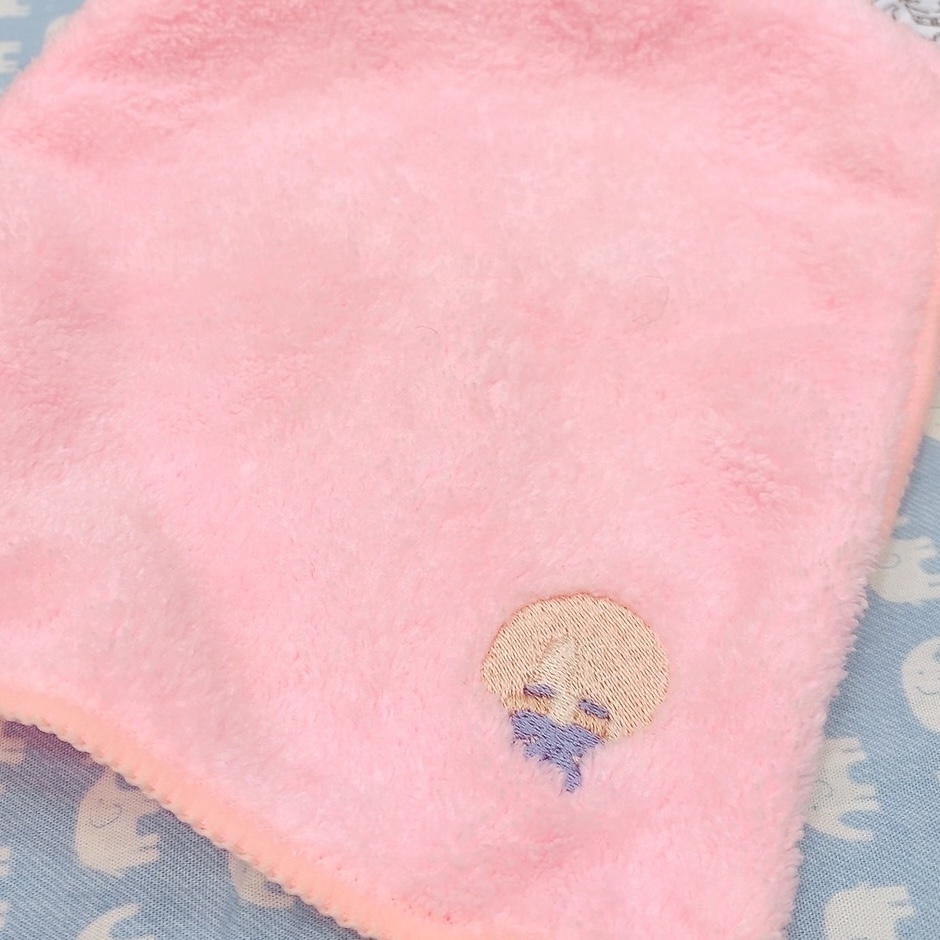 ふわふわ刺繍ハンカチ