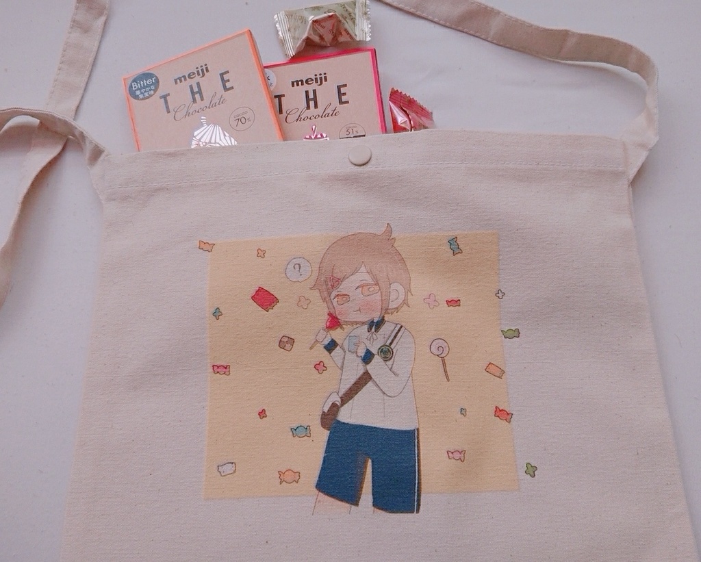 お菓子好きサコッシュ