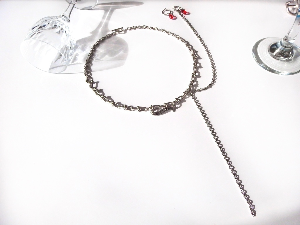 𝘵𝘳𝘪𝘤𝘬 𝘰𝘳 𝘵𝘳𝘦𝘢𝘵 (挑発)