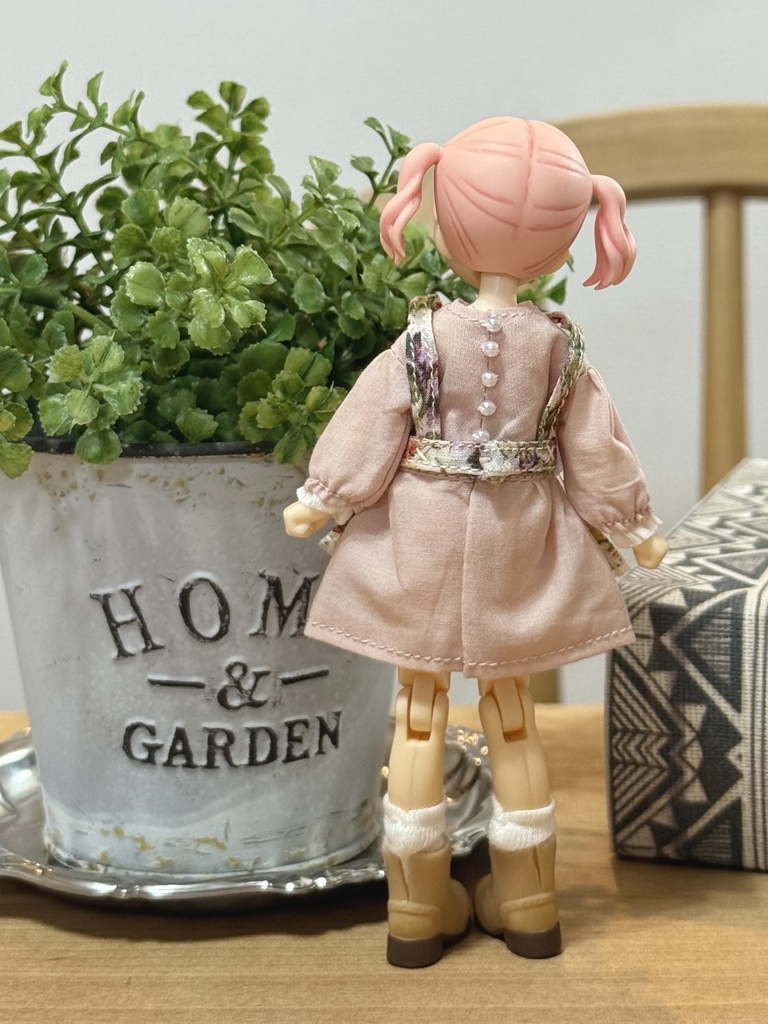 【宇宙うさ】エプロン付きワンピースPINK