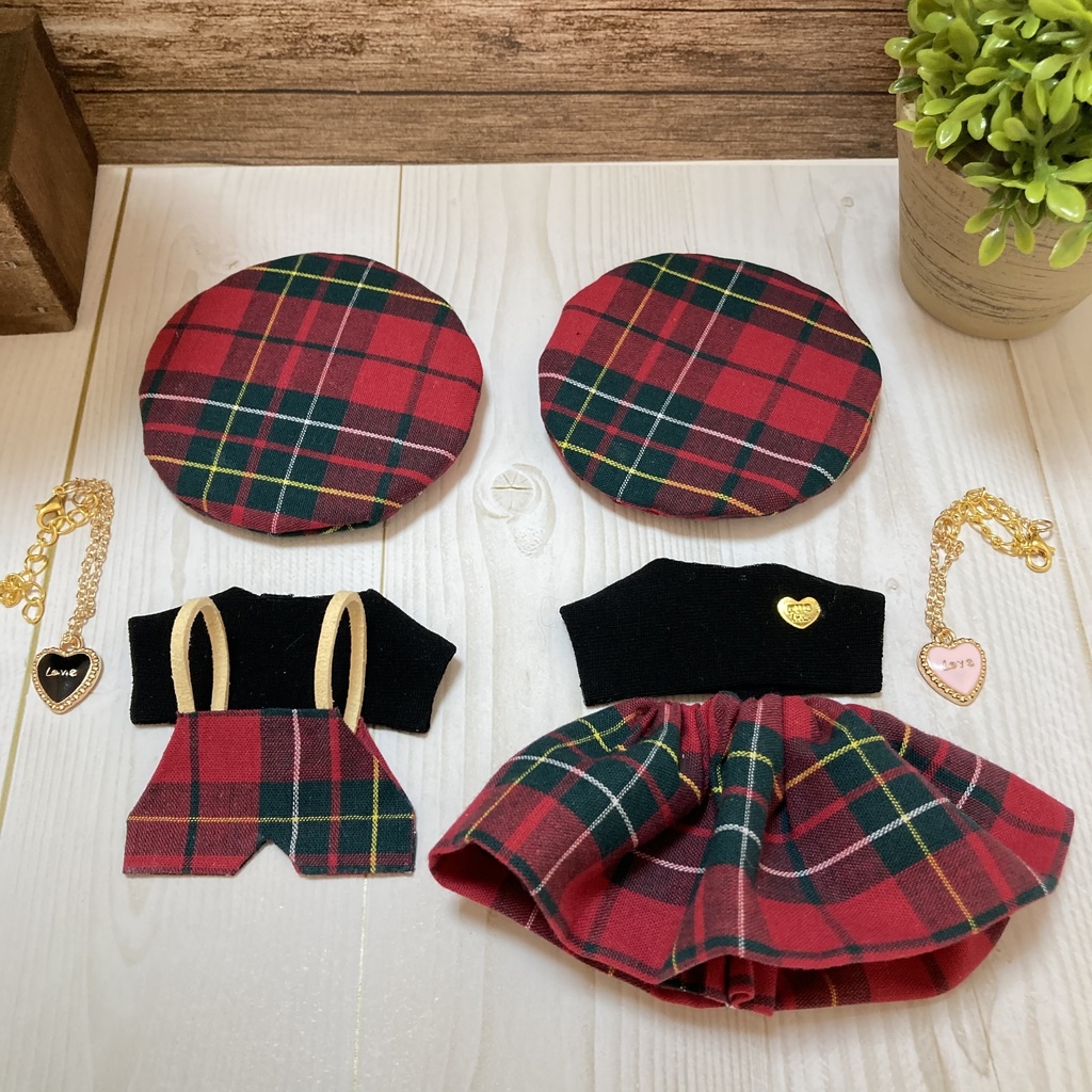赤青チェックコーデ 4点セット 10cmぬいぐるみ服