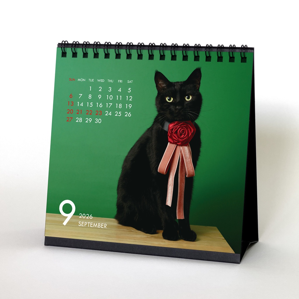 「2026年 黒猫と首輪 」 卓上カレンダー
