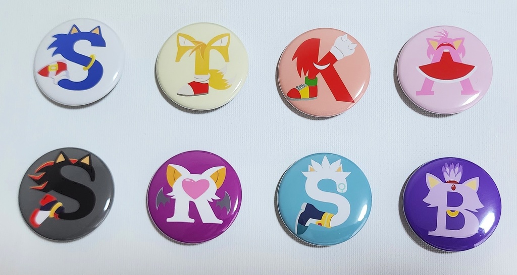 【SONIC】イニシャル缶バッジ(Initial Pinback Button)