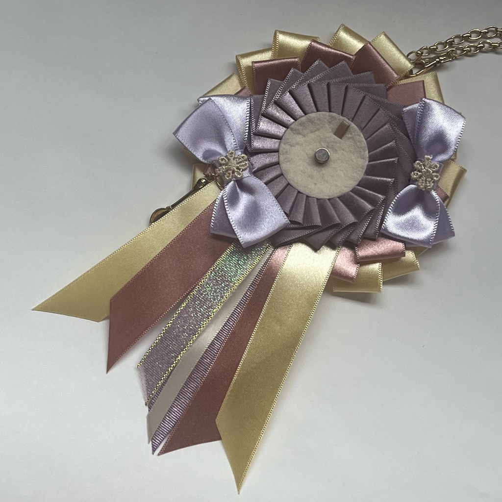 缶バッジロゼット(ニオ)