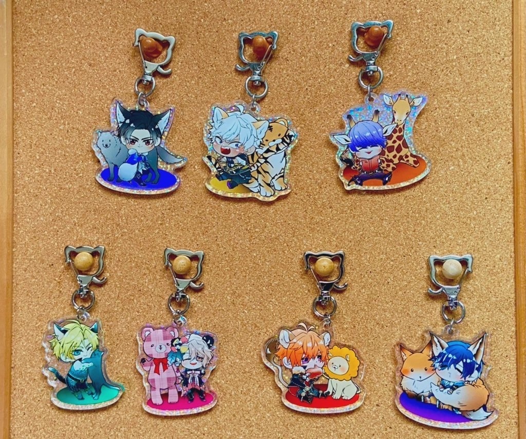 【処分セール】7兄弟けもけもアクリルキーホルダー
