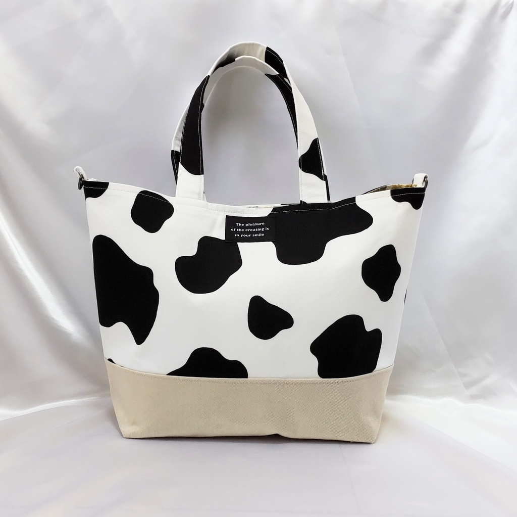 【ベージュ】牛柄トートバッグ【ハンドメイド】