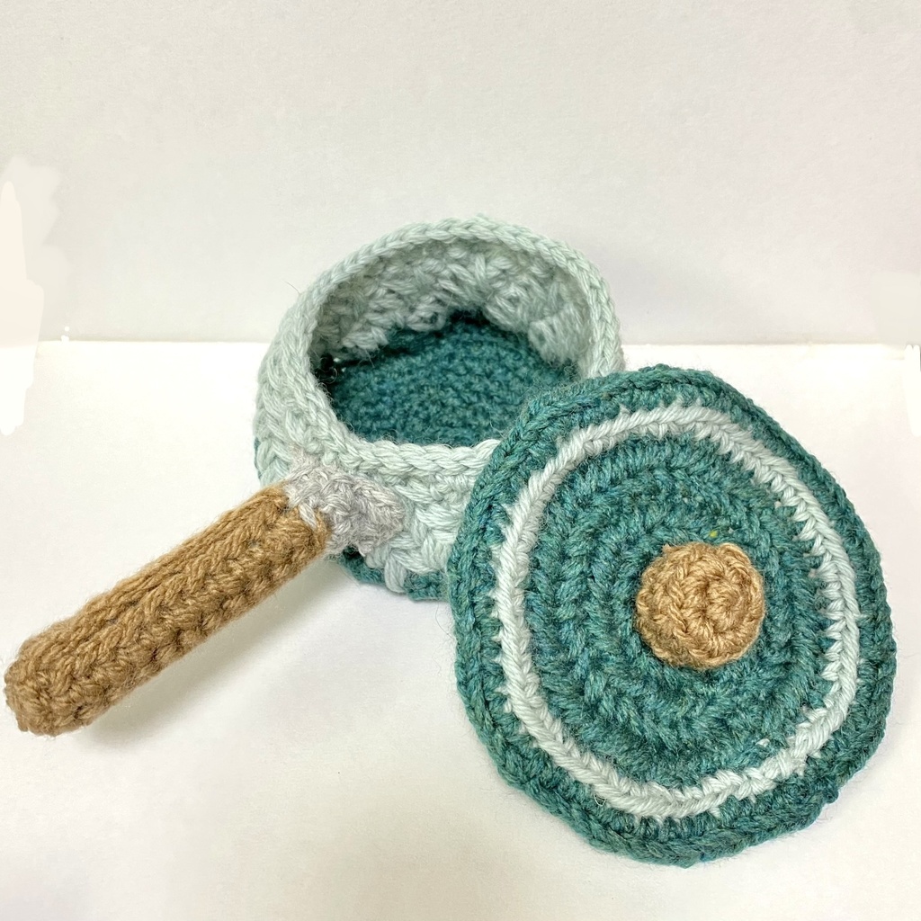 緑の片手鍋【10〜13cmぬい用】