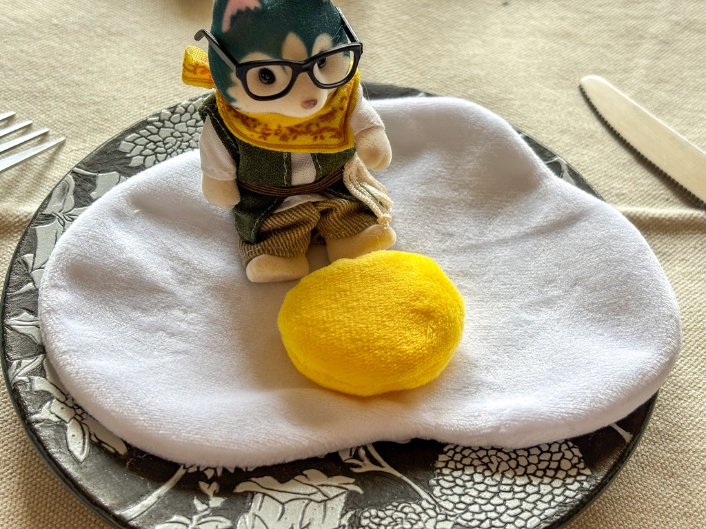 目玉焼きラグ