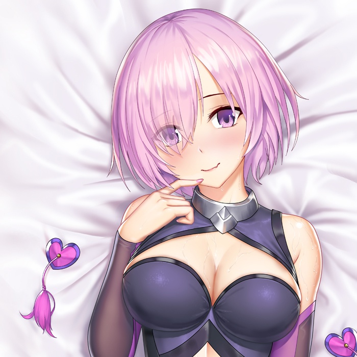 マシュ 抱き枕カバー 全年齢Ver. キャンペーン色紙付き