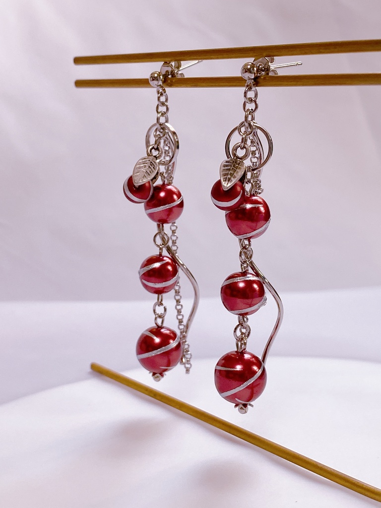 【最遊記】悟浄イメージ耳飾り（赤玉）