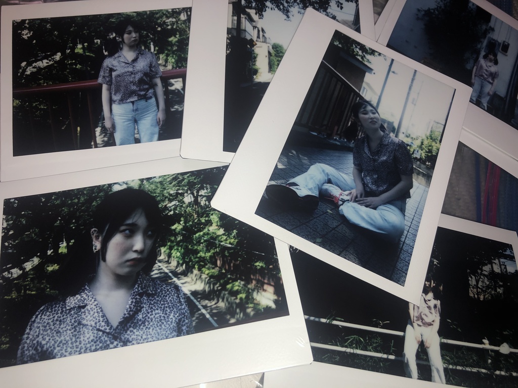 ワイドチェキ(限定11枚)(撮り下ろし)