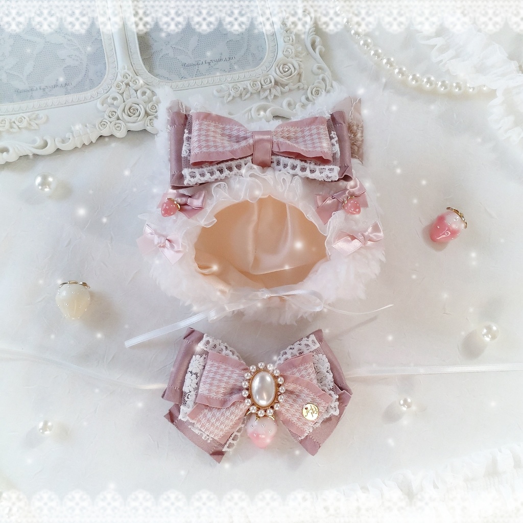 【11〜13cm】Strawberry Party レースと千鳥柄フリルの白猫ちゃん