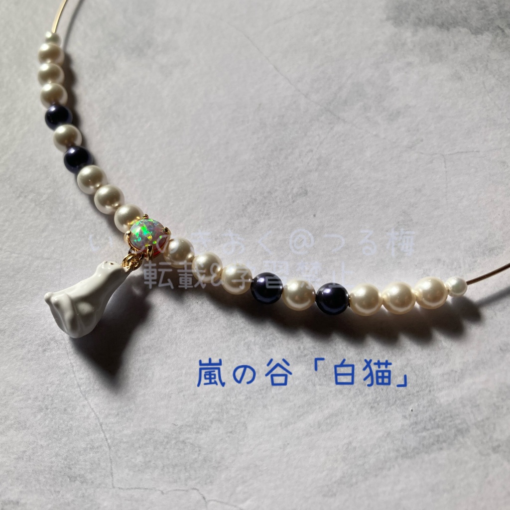 スポットイメージネックレス(ワイヤーチョーカー)