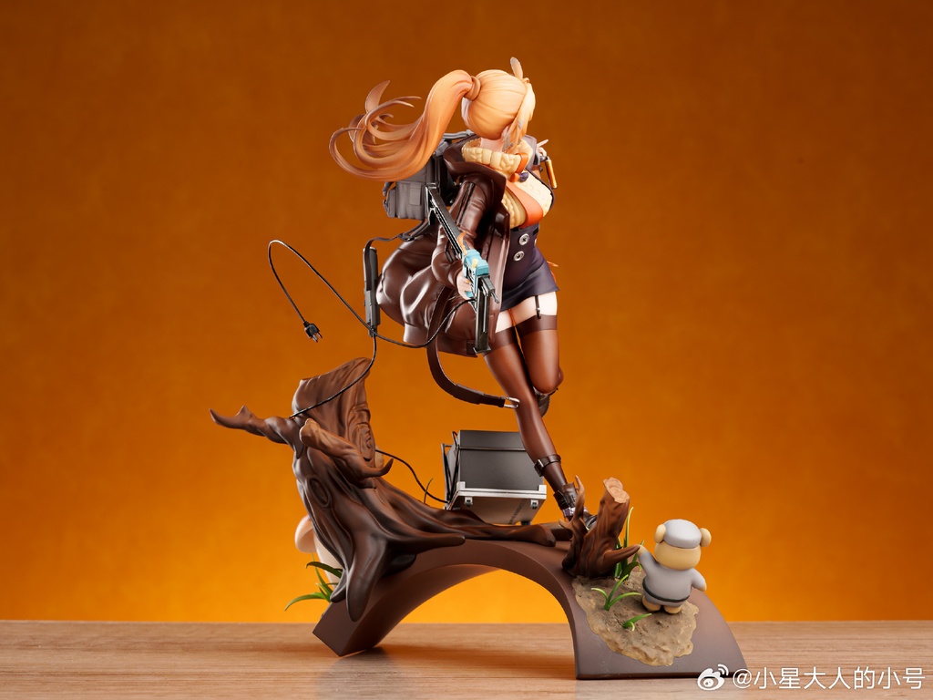 カメラマンさん 松果 1/7サイズ 「パインコーン」@星