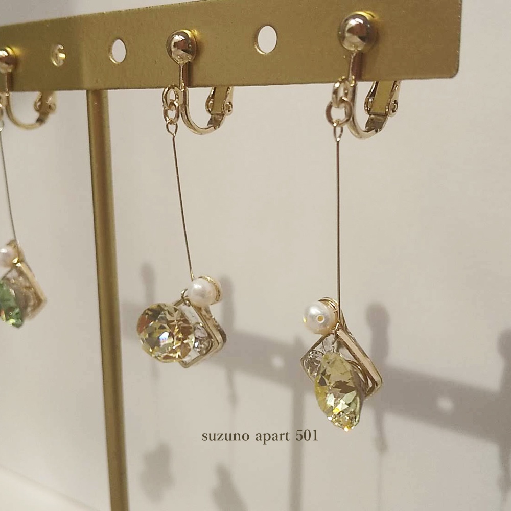 髭切 膝丸 イメージ スクエアピアス・イヤリング