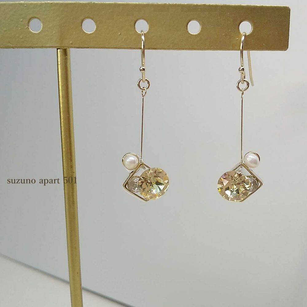 髭切 膝丸 イメージ スクエアピアス・イヤリング