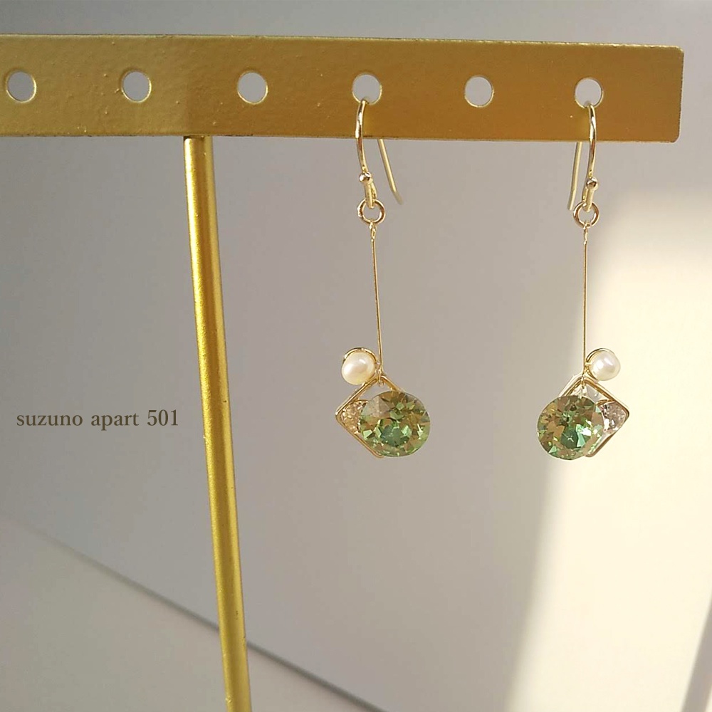 髭切 膝丸 イメージ スクエアピアス・イヤリング