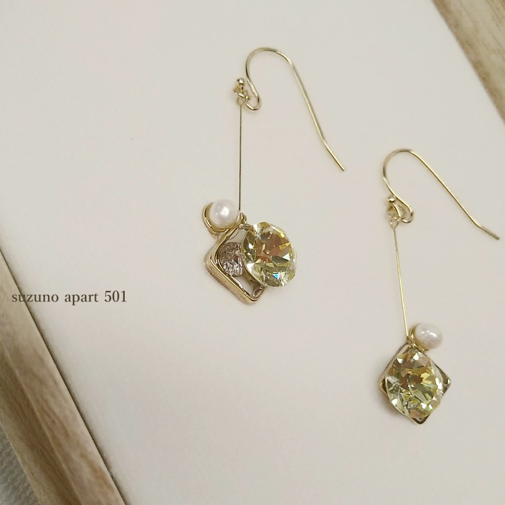 髭切 膝丸 イメージ スクエアピアス・イヤリング