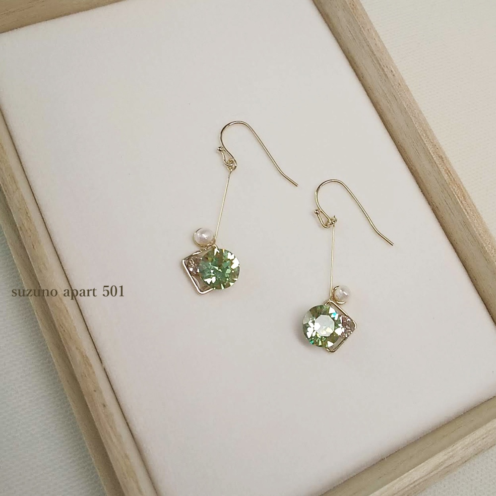 髭切 膝丸 イメージ スクエアピアス・イヤリング