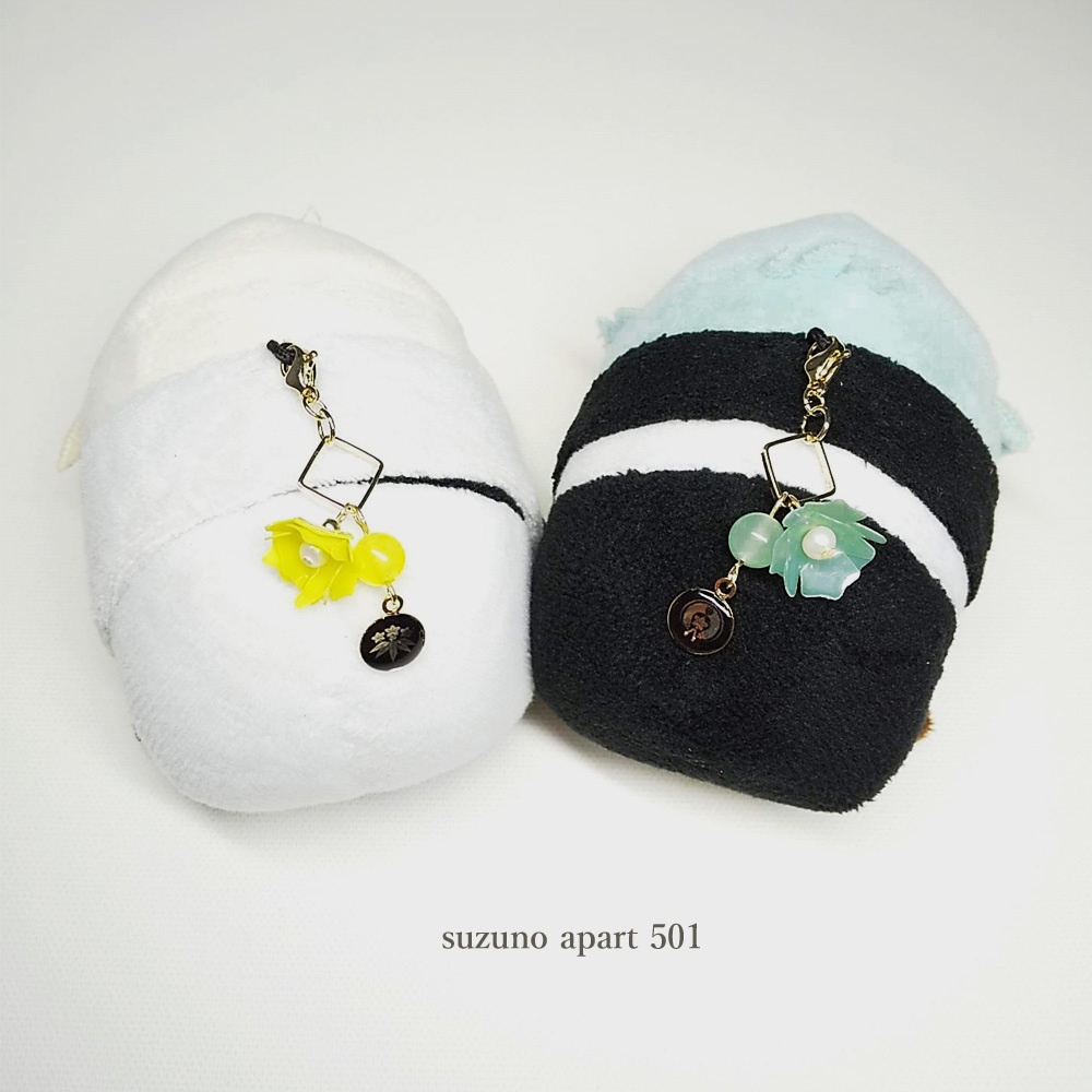 源氏のカルセドニーとお花のチャームセット