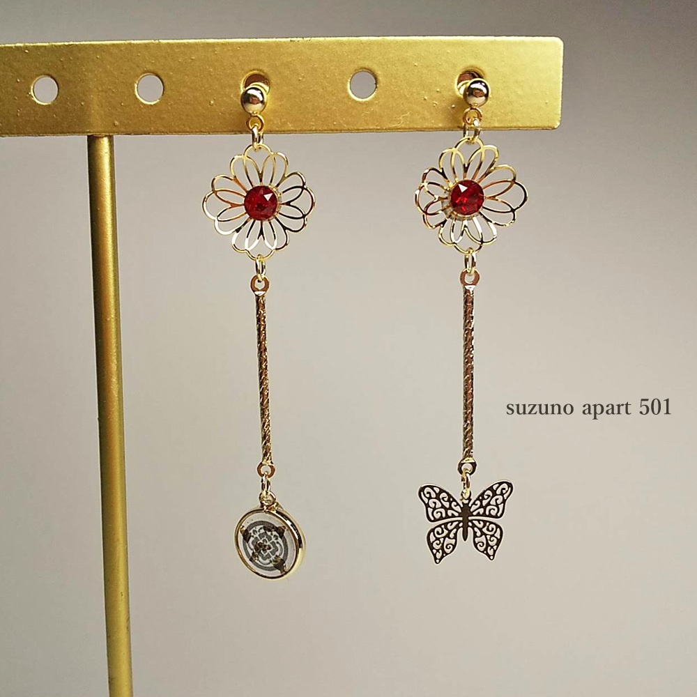 加州清光 イヤーアクセサリー 蝶(ピアスorイヤリング)