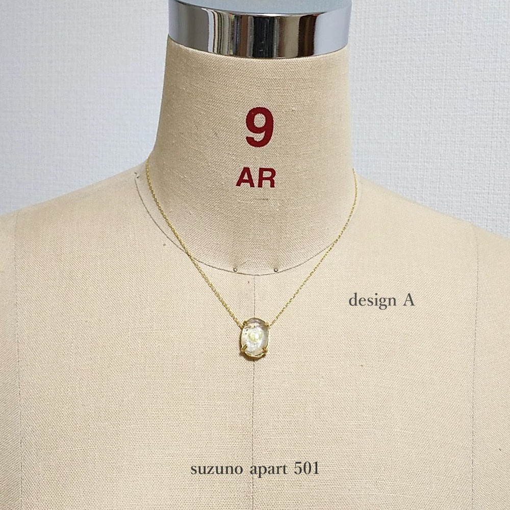 紋チャーム シンプルネックレス